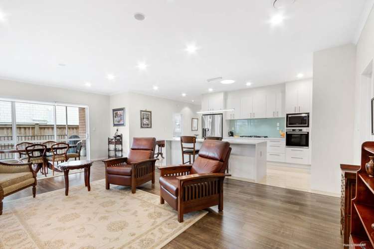 33 Castlebane Drive Flat Bush_7