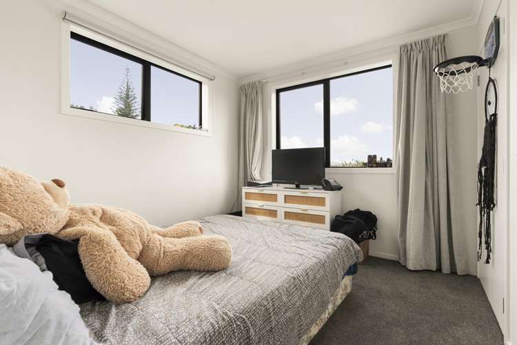 2 Mossie Way Greerton_13