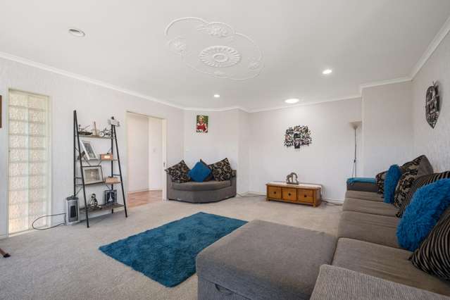 3 Newport Key Papamoa_2