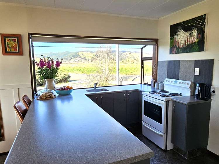 42 Clyde Terrace Kaitangata_2