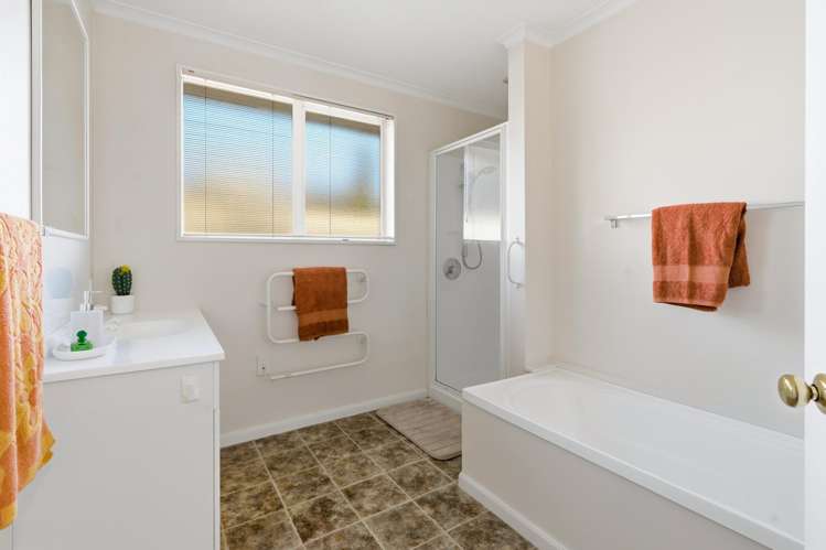 63A Gordon Road Mosgiel_16