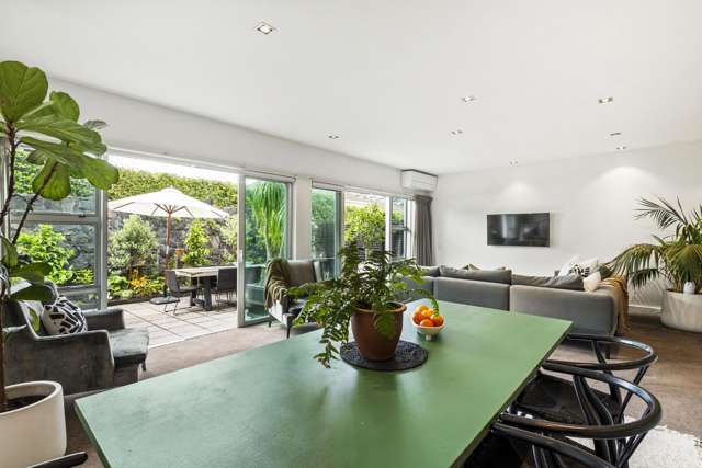 7/258 Hurstmere Road Takapuna_2
