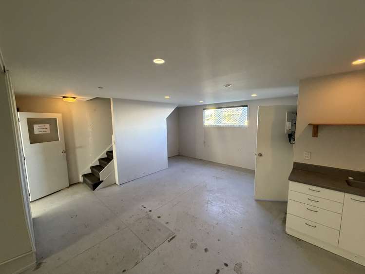 3/25 Opawa Road Waltham_4