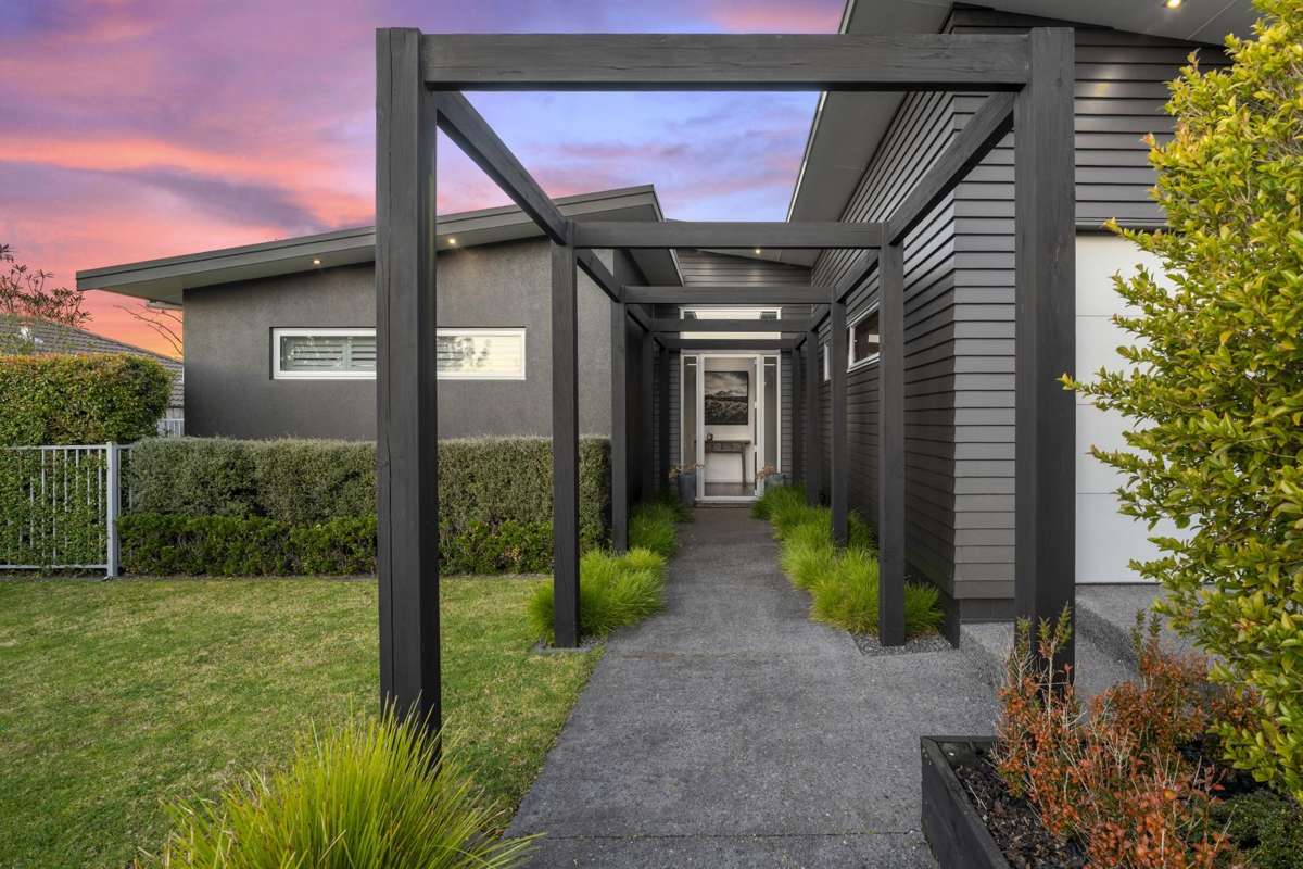 7 Rexford Heights_2