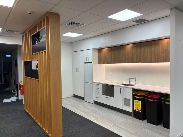 92 Russley Road Russley_10