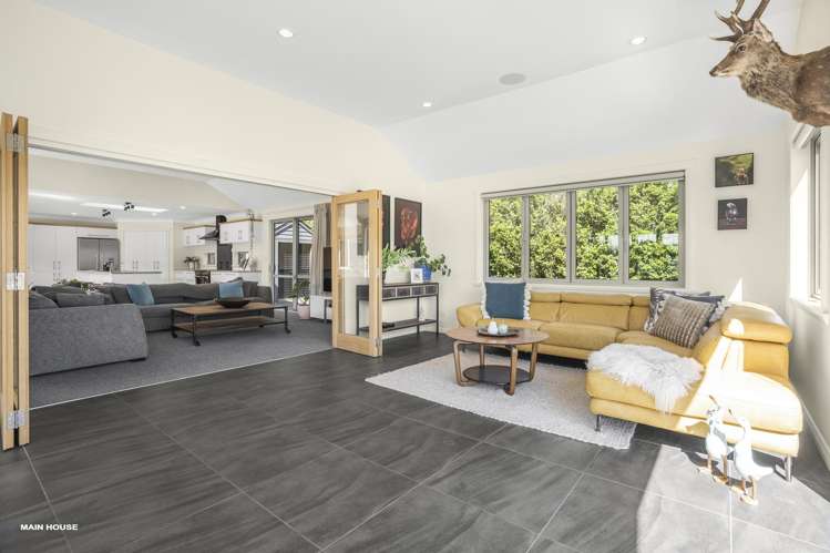 81 Reading Street Greytown_3