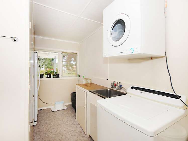 107 Norfolk Road Carterton_13