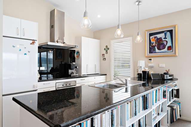 4/275 Karaka Bay Road Karaka Bays_3