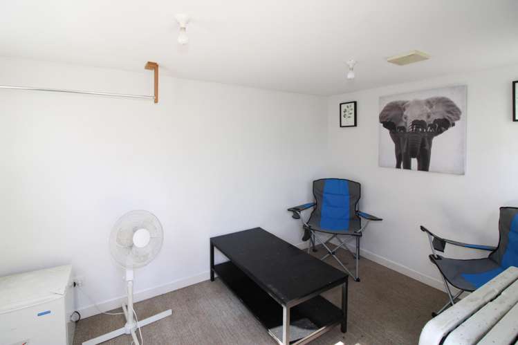 28 King Street Carterton_10