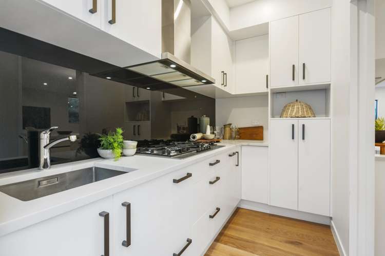 12 Tawatawa Street Long Bay_9