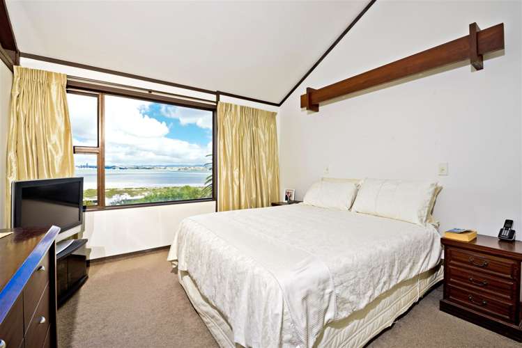 2/30 Walter Street Hauraki_11