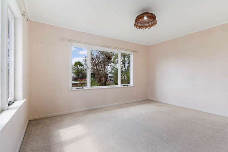 19 Ranui Station Road Ranui_13