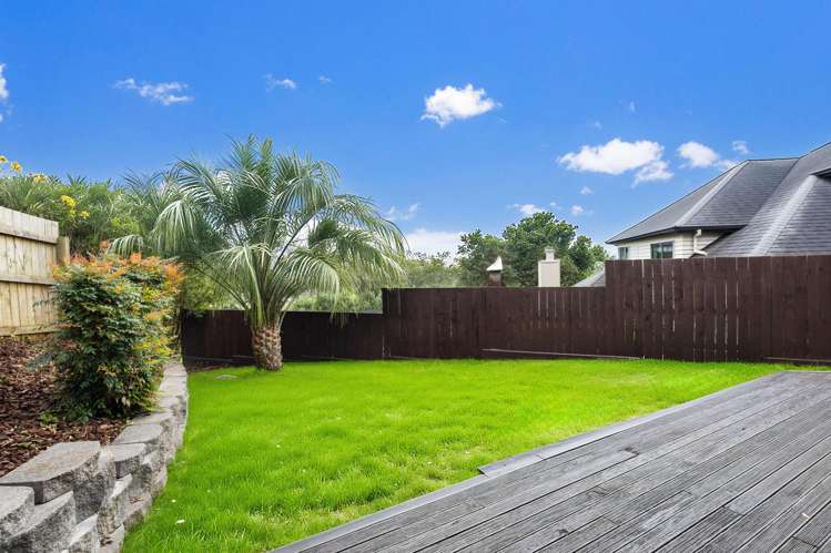 228 Alec Craig Way Gulf Harbour_10