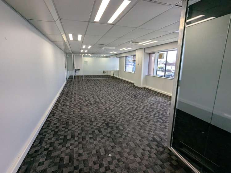 65 Waterloo Road   (Level 1) Lower Hutt_1