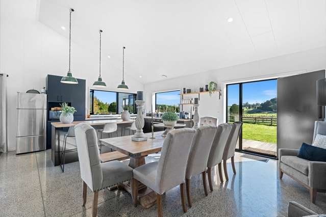 8 Paparoa Road Mangapai_3