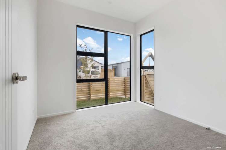 18 Horokaka Street Massey_9