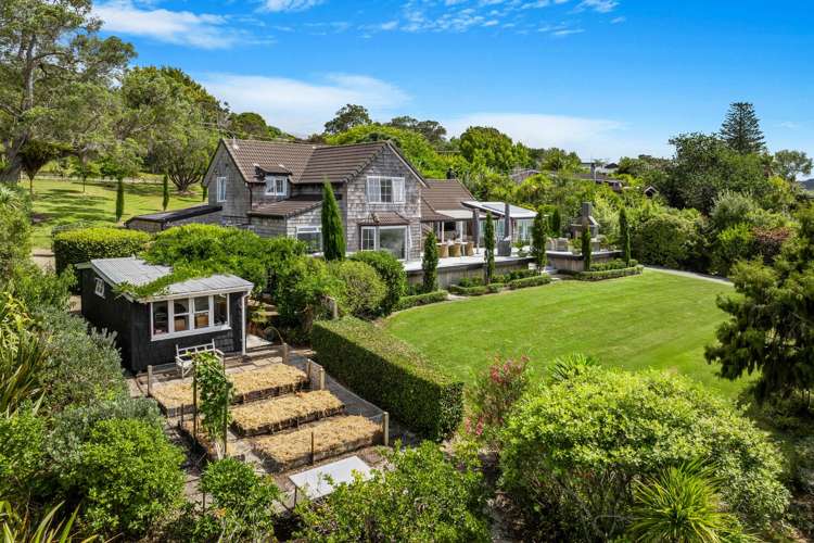 9 Young Street Mahurangi East_20