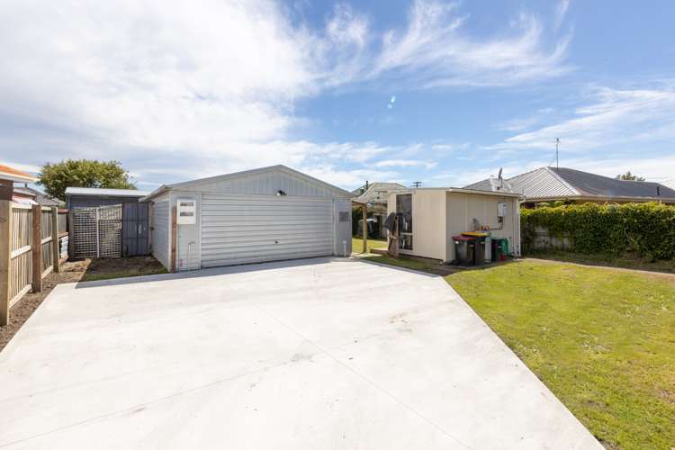 918 Avonside Drive Avondale_23