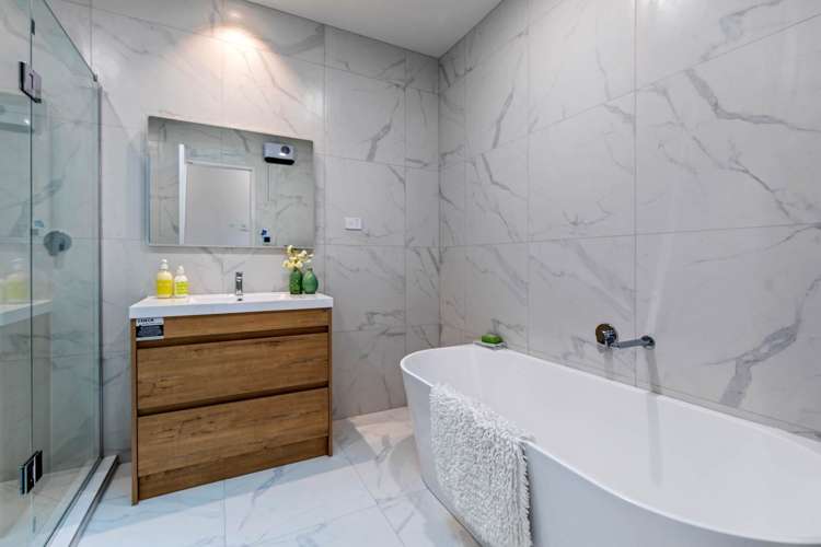 32 Bristol Freighter Road Hobsonville_16