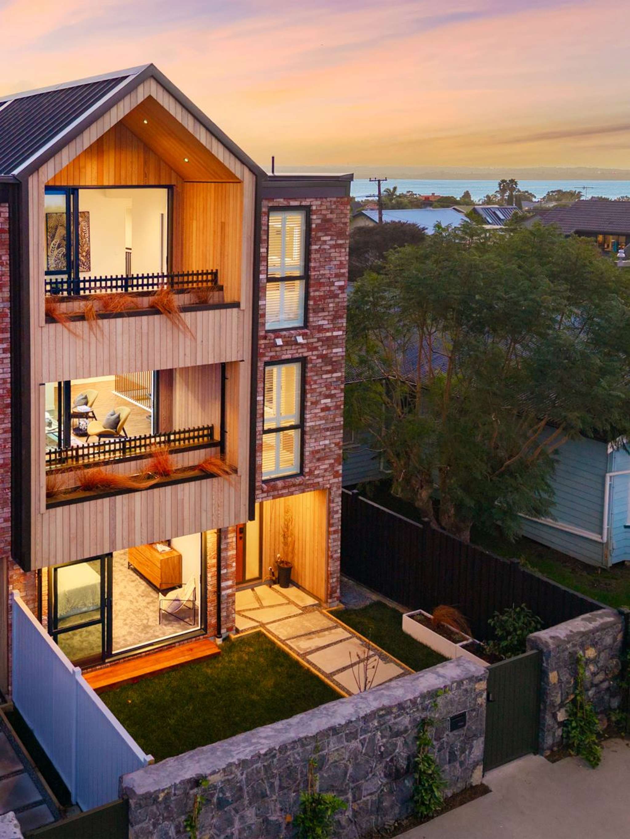 Why these Point Chev townhouses are turning heads