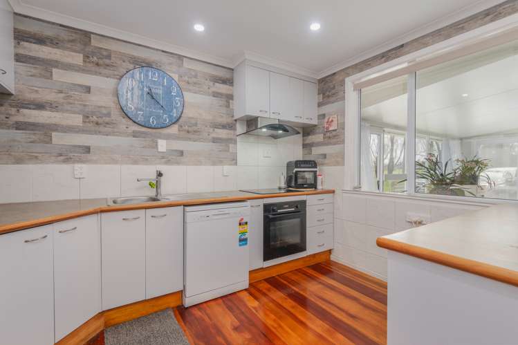 279 Green Road Rongotea_10