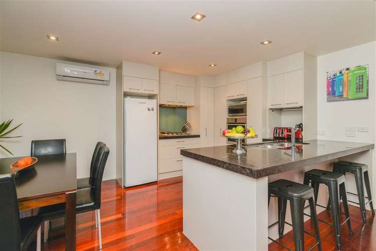 10 Manchester Drive Flat Bush_11