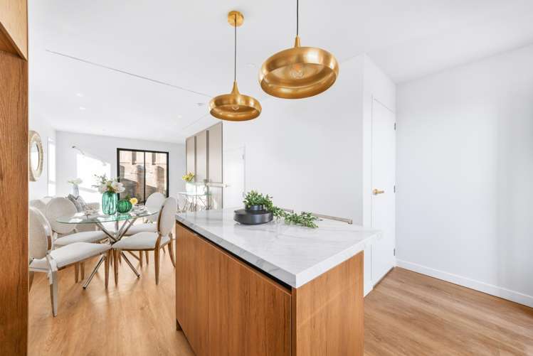 Lot 1-14/9 Marriott Road & 9 Cheris Place Pakuranga Heights_11
