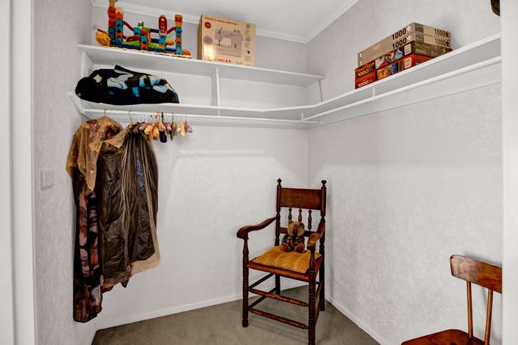 10a Waiwera Place Merrilands_13