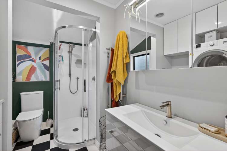 672 Worcester Street Linwood_12