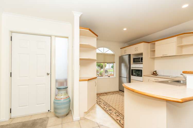 24/16 Rototuna Road Flagstaff_10