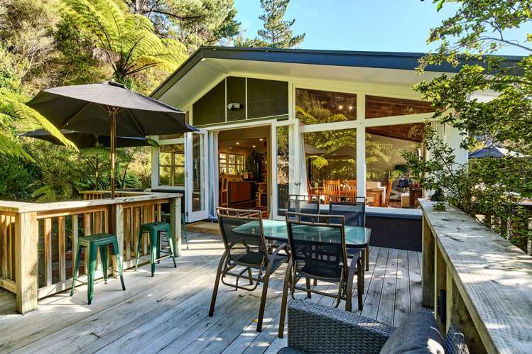 194 Eastern Hutt Road Taita_14