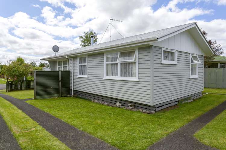 14 Harata Street Turangi_11