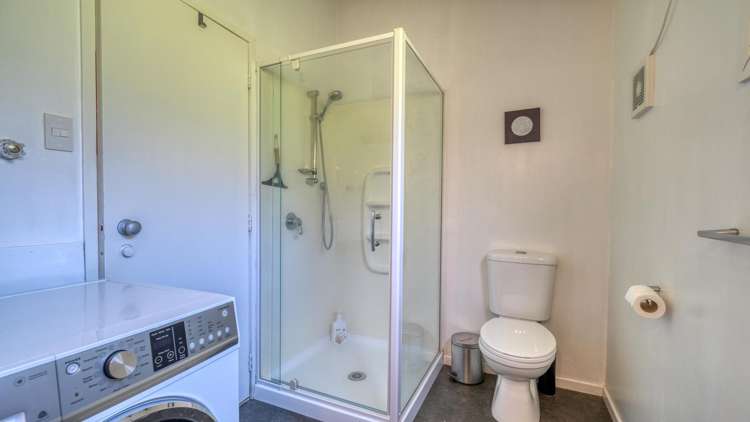 11 Cable Bay Block Road Cable Bay_11