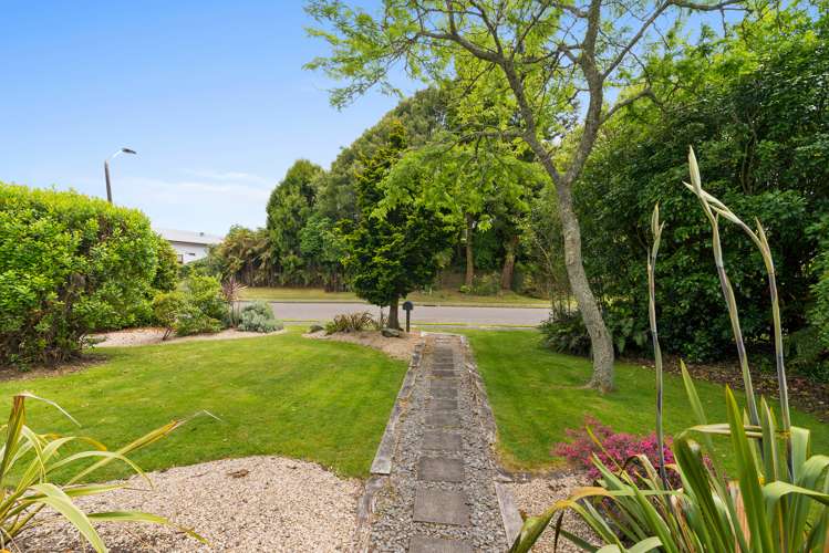 13 Henare Place Tihiotonga_20