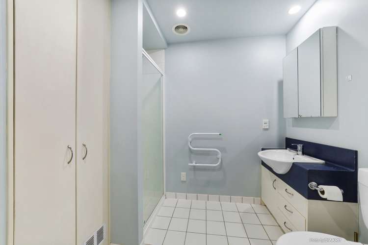 8e/163 The Terrace Wellington Central_7