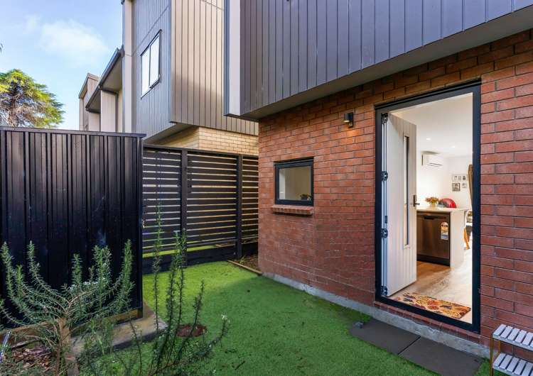 31 Selo Street Glen Eden_11