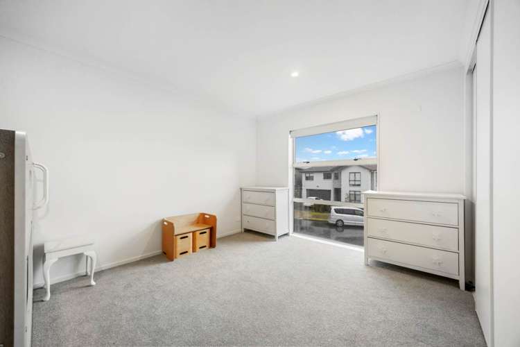 48 Vincent McGrath Crescent Swanson_10