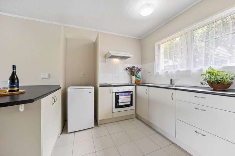 2/26 Kohekohe Street New Lynn_8
