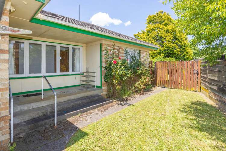 16 Keats Crescent Enderley_15