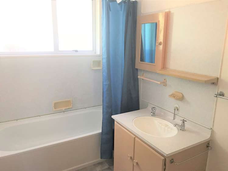 2/20 O'Briens Road Sockburn_10