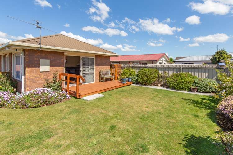 2/449 Main South Road Hornby_17