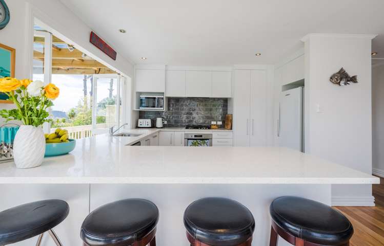 56 Victory Road Laingholm_6