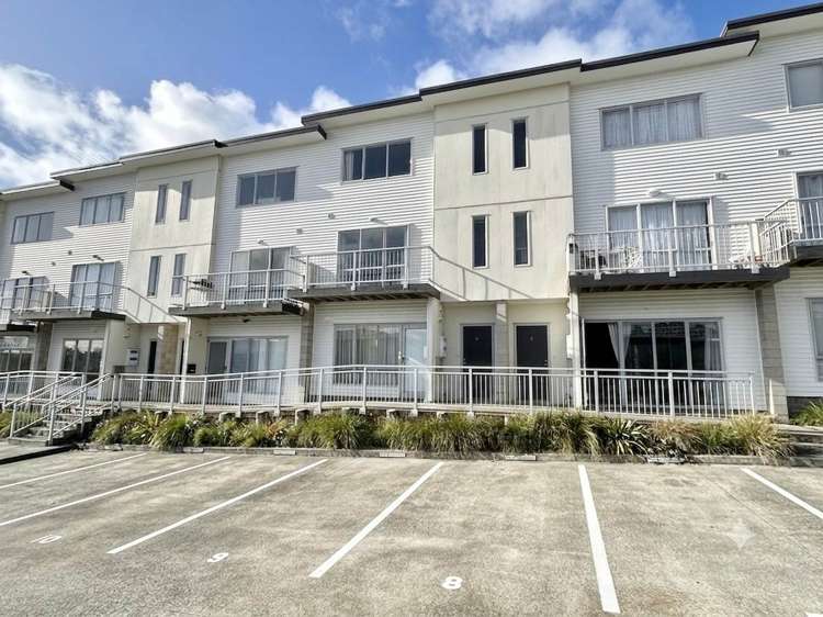 592D Whangaparaoa Road_0