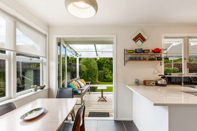 55 Graham Avenue Te Atatu Peninsula_13