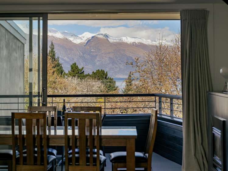 11/89 Thompson Street Queenstown_3