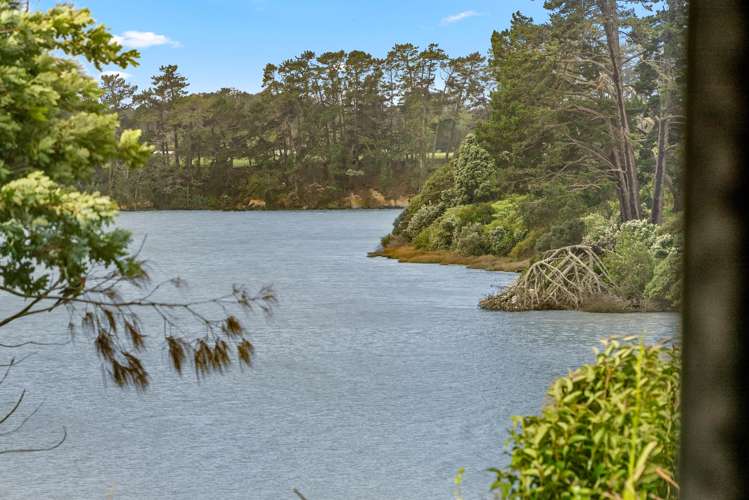 113 Sandspit Road Waiuku_38