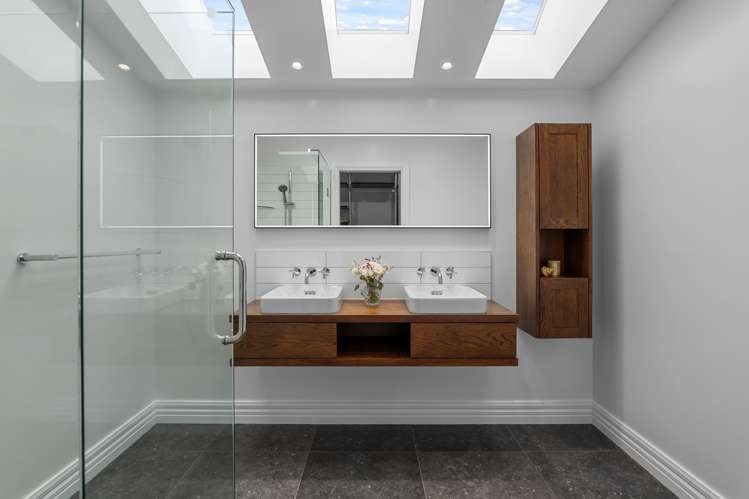 10 Dundee Close Darfield_14