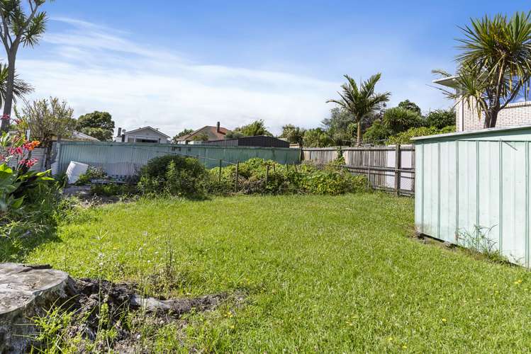 73 Wainui Avenue Point Chevalier_15