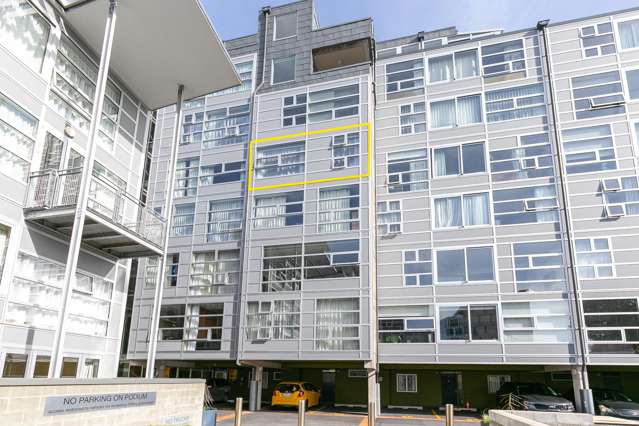 88/43 Mulgrave Street Thorndon_1