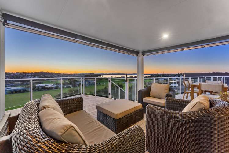 8 Waititiro Rise Stanmore Bay_13